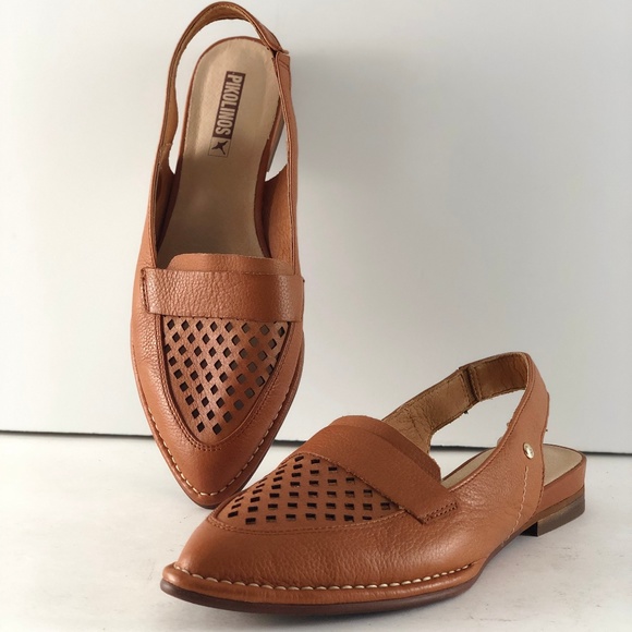 Pikolinos Caleta Perforated Slingback Flat - Picture 4 of 8